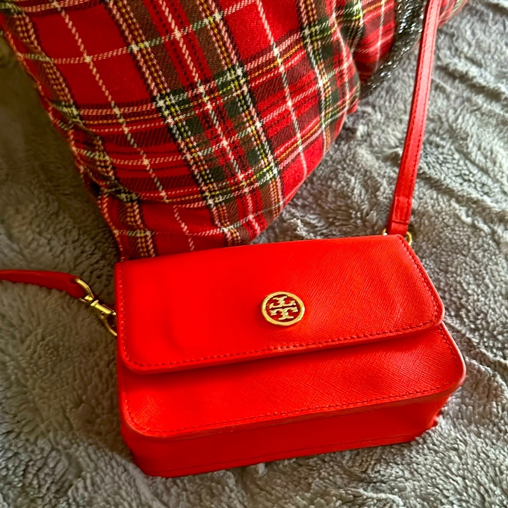 Tory Burch cross body or belt bag